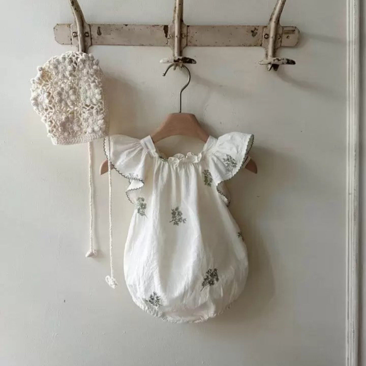 Summer Hot Selling Baby Kids Girls Fly Sleeves Flowers Pattern Embroidered Princess Onesies - Image 9