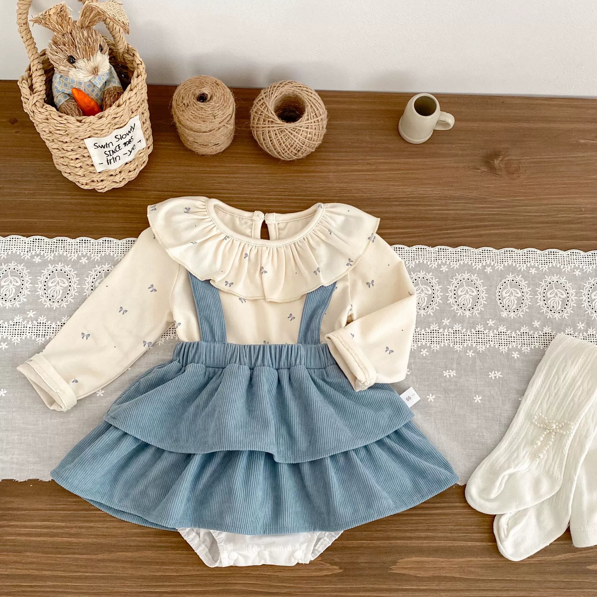 Spring and Autumn Baby Kids Girls Butterfly-bows Pattern Long Sleeves Beige Top and Sleeveless Onesies Overalls Clothing Set - Image 3